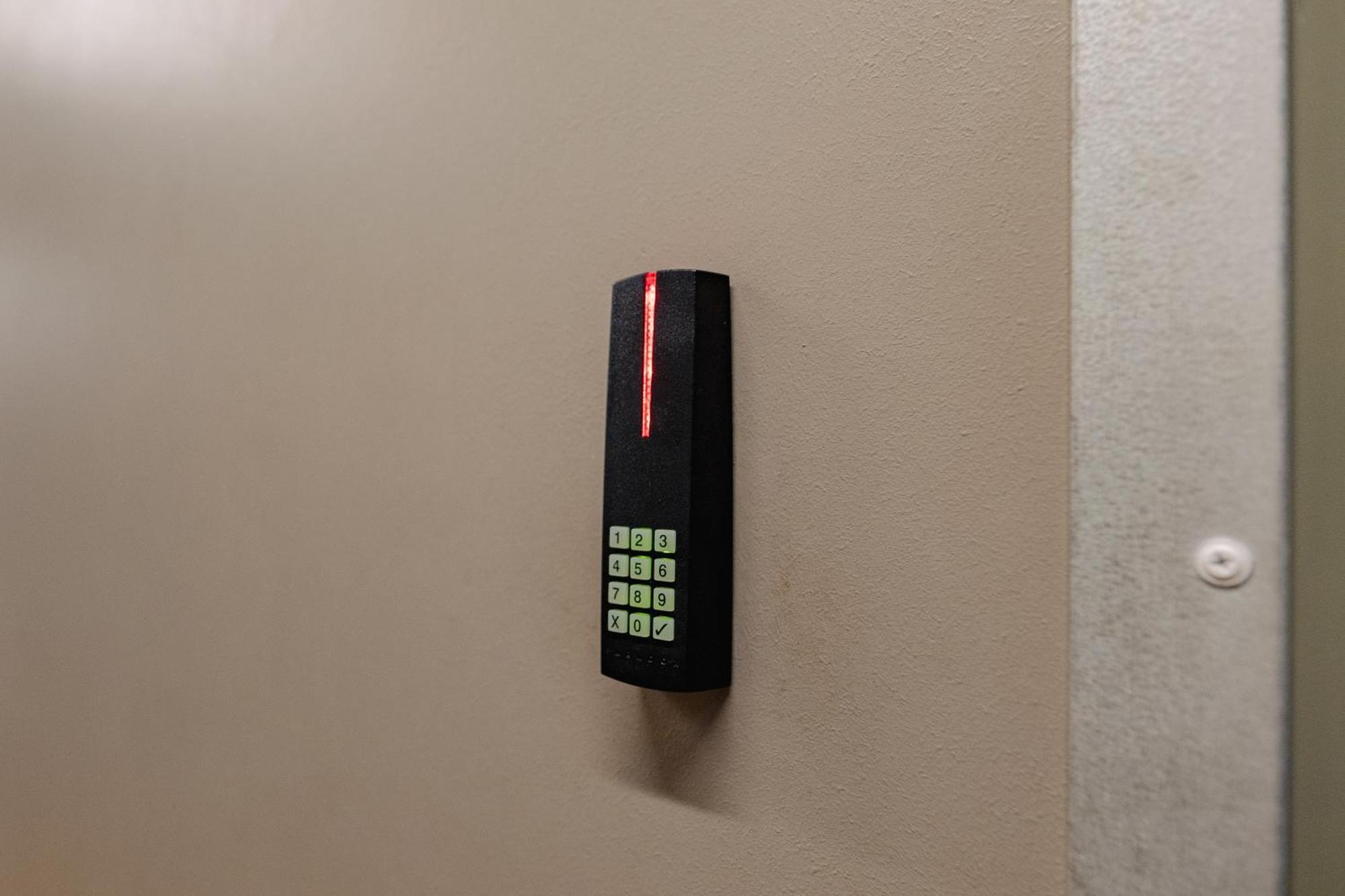 Just Rest Automatic Hostel فيلياندي المظهر الخارجي الصورة